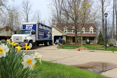 Blue Men Moving | Columbus logo