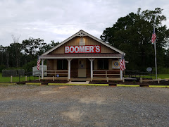 Boomer's Lounge logo