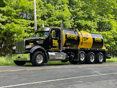Busy Bee Septic and Excavating LLC logo