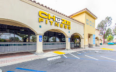 Chuze Fitness logo