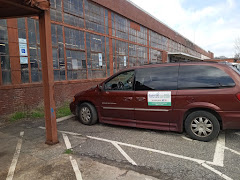 Ginos auto repair logo