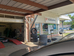 Gonzales Tire Service logo