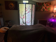 Holistic Massage KC logo