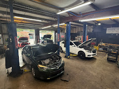 Jax Auto Lab & Repair Shop logo