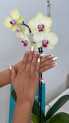 Kaylee Organic Nails Spa logo