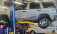Kim's Auto Repair Service logo
