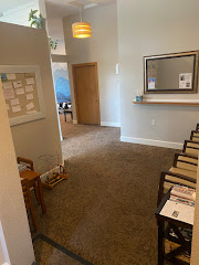 Life Chiropractic Center logo
