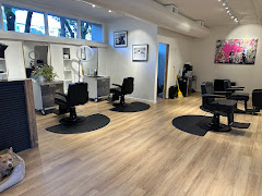 LUI Barbershop Mill Valley logo