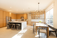 Metro Flooring & Cabinets logo