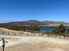 Mountain Hawk Park logo