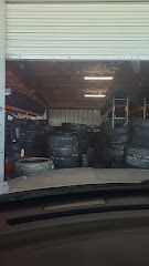 Mucas Tire Shop #2 logo