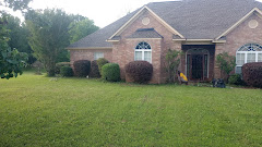 Neighborhood Lawn Care, LLC logo