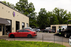 Pullen Motors logo