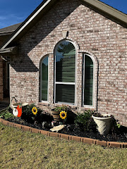 Red Oak Home Exteriors logo