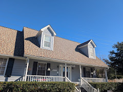 Salty Dog Roofing & Siding logo