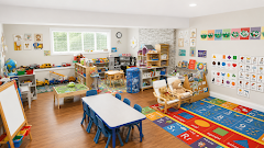 Seven Little Stars Daycare logo