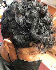 Situation's Hair & Nail Salon logo