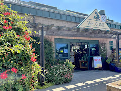 Sloat Garden Center logo