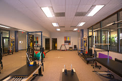Staszak Physical Therapy & Wellness Center logo