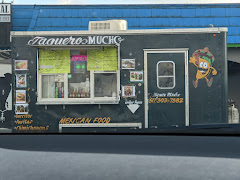 Taquero Mucho logo