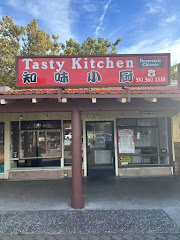 Tasty Kitchen logo