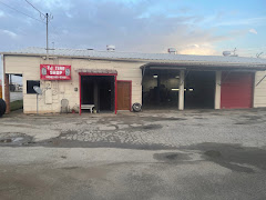 TJs Tire Shop logo