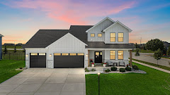 Tony Mitidiero | eXp Realty logo
