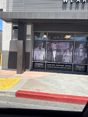 Tuxedo Wearhouse logo
