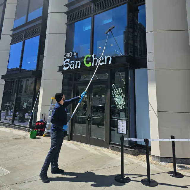 Ally Window Cleaning — photo from the business 3