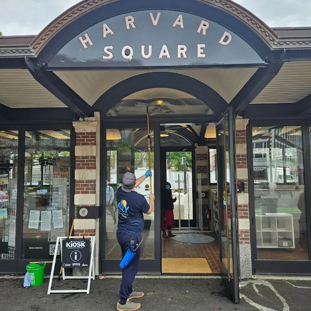 Ally Window Cleaning — photo from the business 6