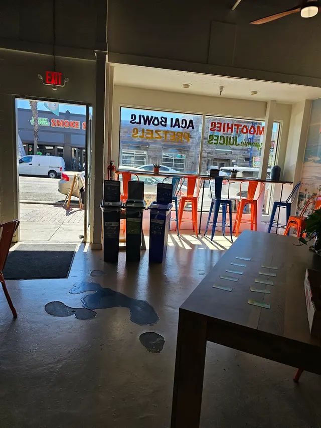 Beach City Smoothies - Oceanside — customer photo 2