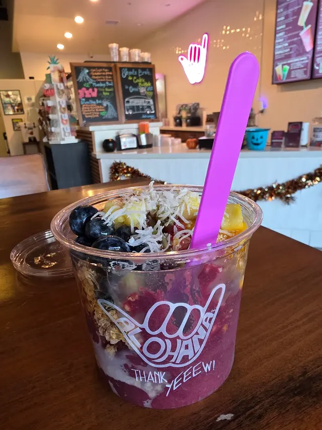 Alohana Acai Bowls and Smoothies - Vista — customer photo 3