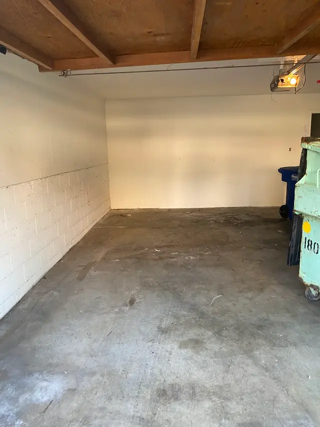 Migos Junk Removal Ventura — photo from the business 5