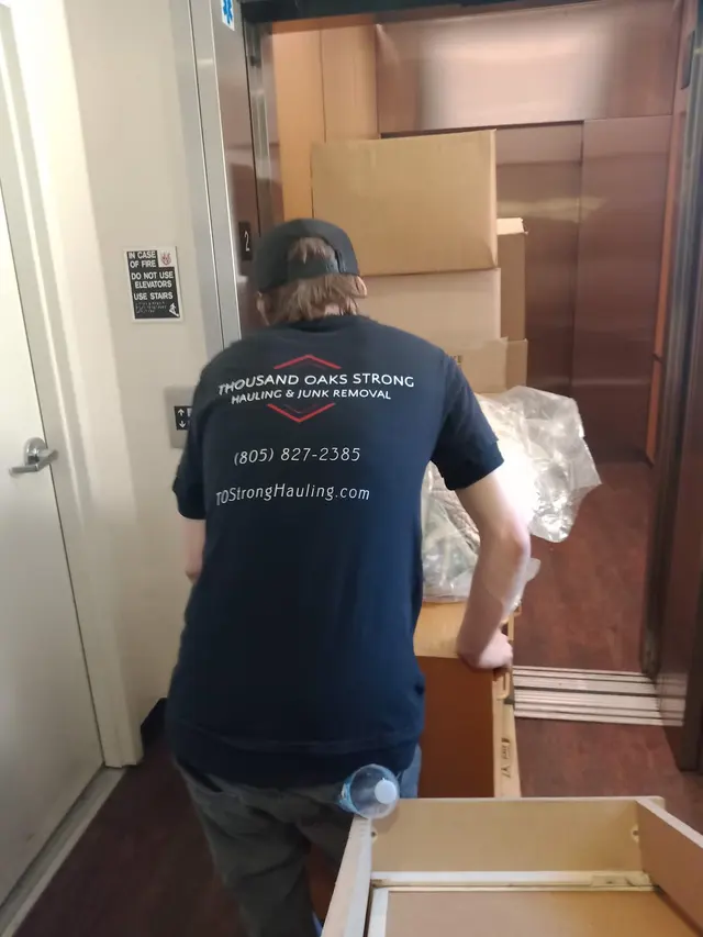 Thousand Oaks Strong Hauling & Junk Removal — photo from the business 6