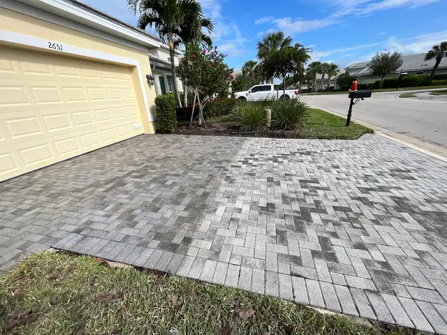 Vargas Paver Sealing — photo from the business 11