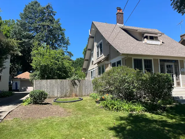 Delapaz Lawn Care and Tree Service — customer photo 9