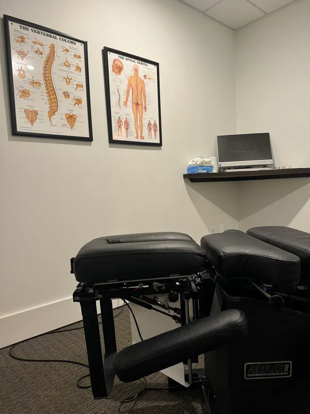 Customer photo of work by Complete Spine & Joint Center, from DE TODO UN POCO!!'s review