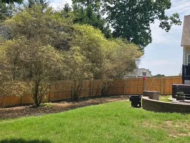 Shamrock Fence — customer photo 9