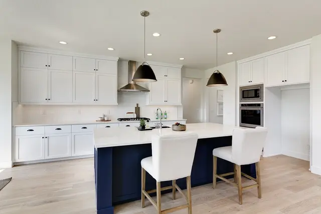 Hallmark Homes — photo from the business 7
