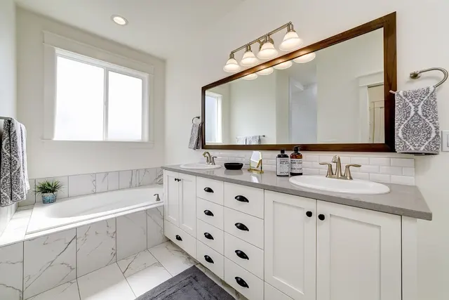 Hallmark Homes — photo from the business 9