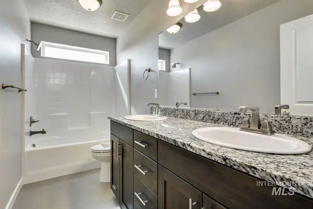 Blackrock Homes — photo from the business 10