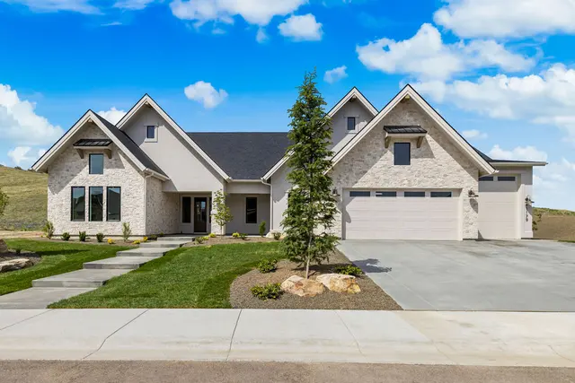 Alturas Homes — photo from the business 11