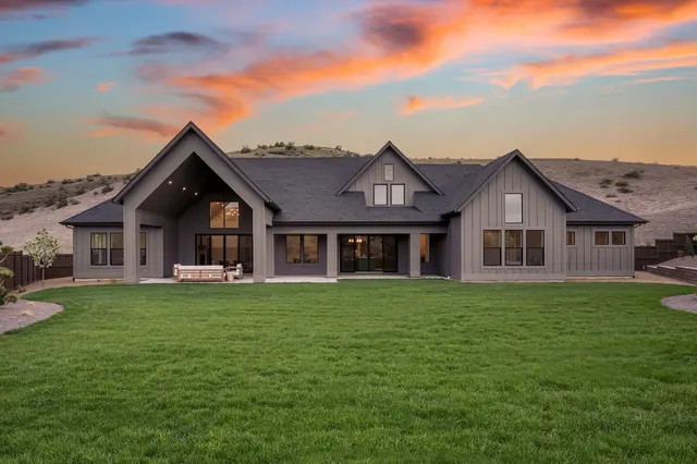 Alturas Homes — photo from the business 9