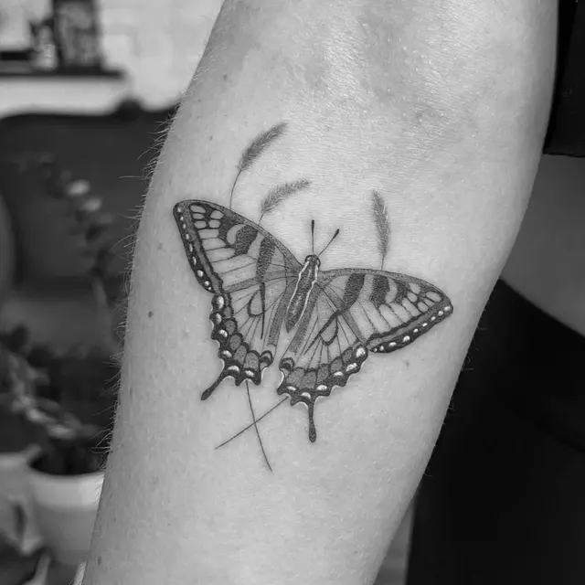 Crown and Feather Tattoo Co. — photo from the business 3