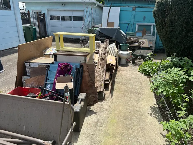 Wallys Junk Removal Service — photo from the business 5