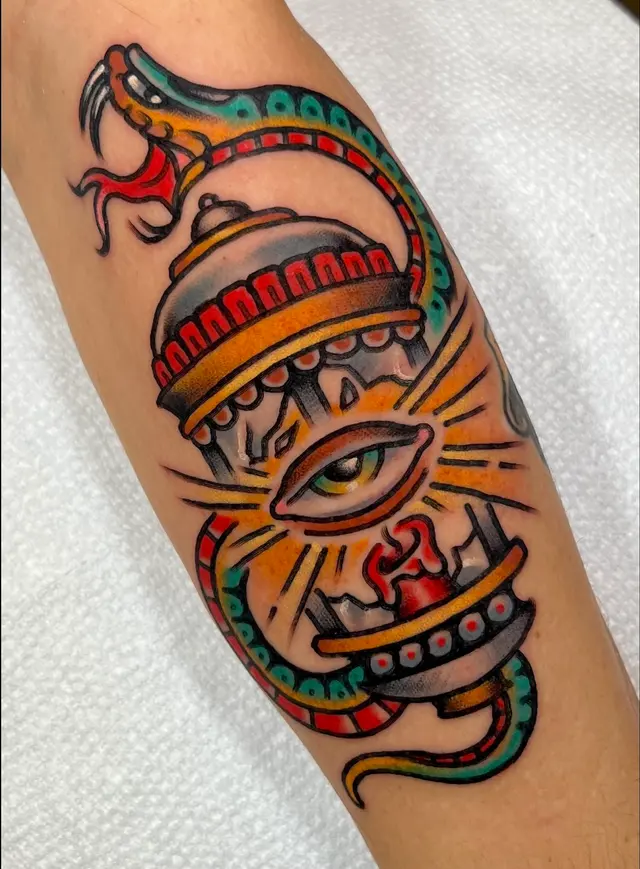 Heart of Gold Tattoo Club — photo from the business 4