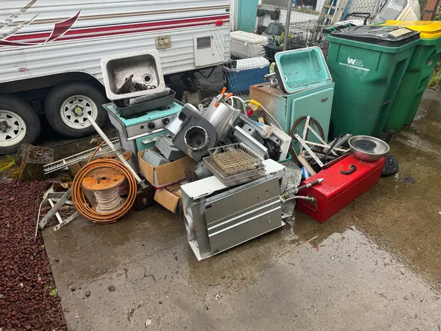 Willamette Valley Junk Removal LLC — photo from the business 12