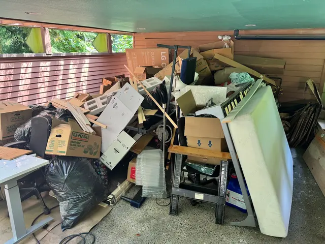 Willamette Valley Junk Removal LLC — photo from the business 3