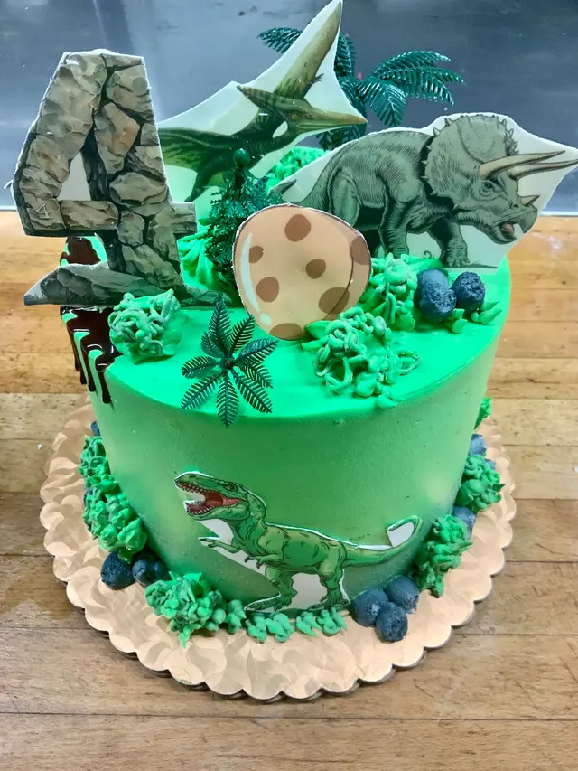 Café Esmeralda Cakes & Bakery — photo from the business 12
