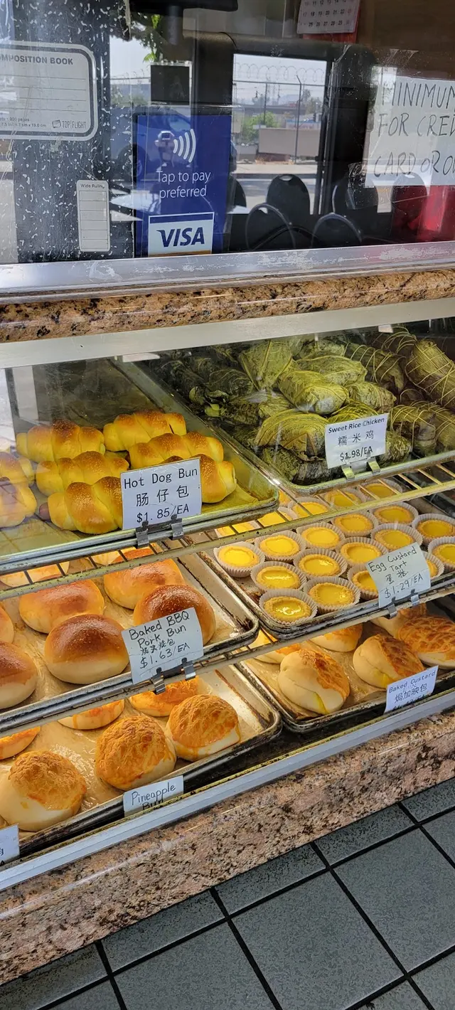 Long’s Family Pastry — customer photo 9